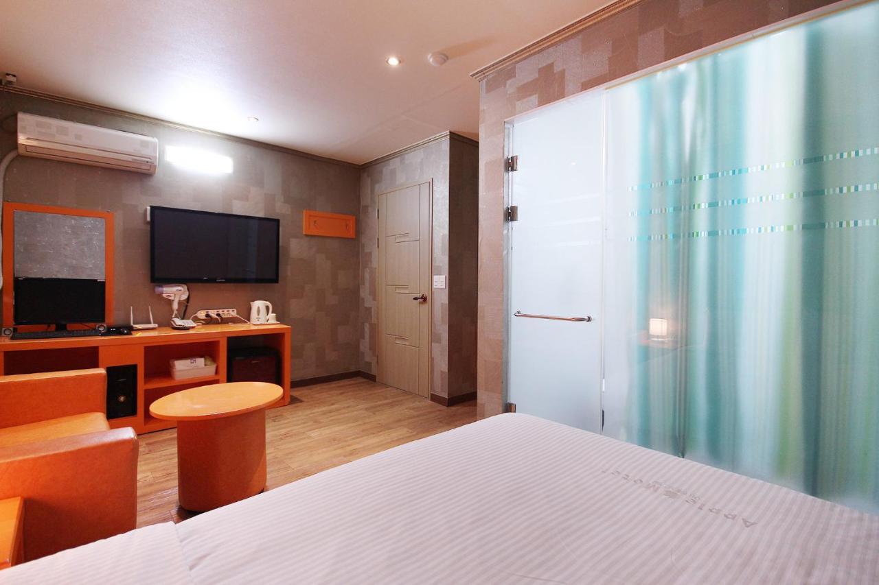 Apple House Motel Гиеонгджу Екстериор снимка