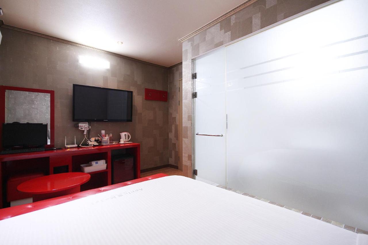 Apple House Motel Гиеонгджу Екстериор снимка