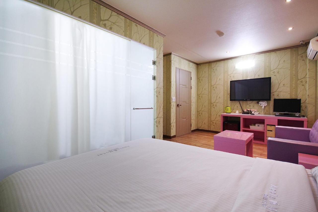 Apple House Motel Гиеонгджу Екстериор снимка